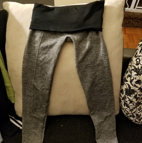 Grey leggings - Picture 2 of 3